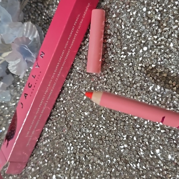 🌟🧚‍♀️SUGARED Jaclyn Hill DISCONTINUED Poutspoken Lipliner NWT - Picture 6 of 6
